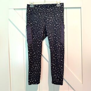 Fabletics gray leopard print leggings, M.